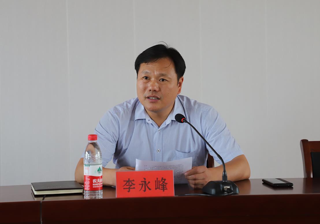 县卫健委党委委员副主任卢伟来院讲授党史学习教育专题党课